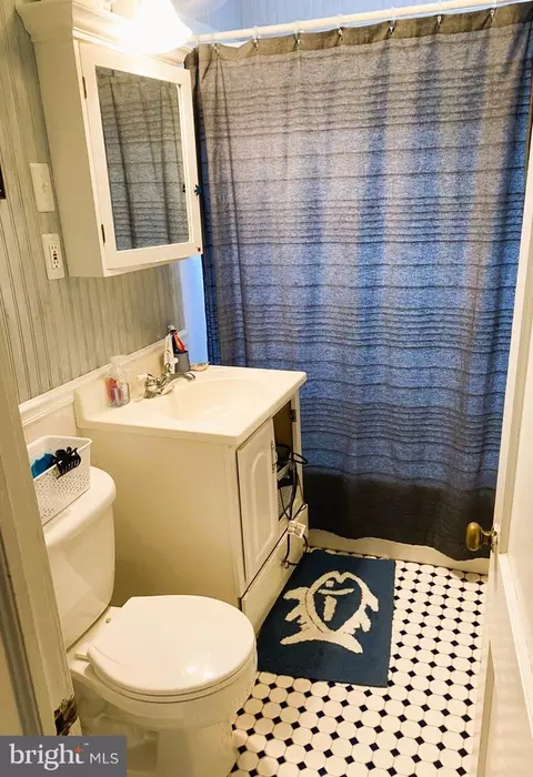 Bath - 1241 Dixona Dr, Edgewater, MD 21037 photo 1 of 1