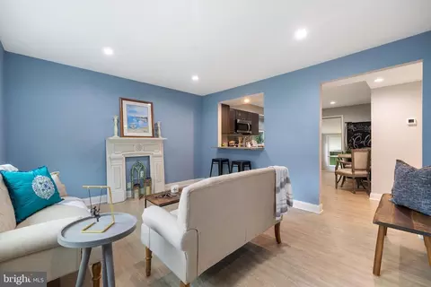 323 Clifton Ave, Arnold, MD 21012 photo 3