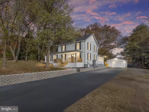 1256 Thompson Ave, Severn, MD 21144