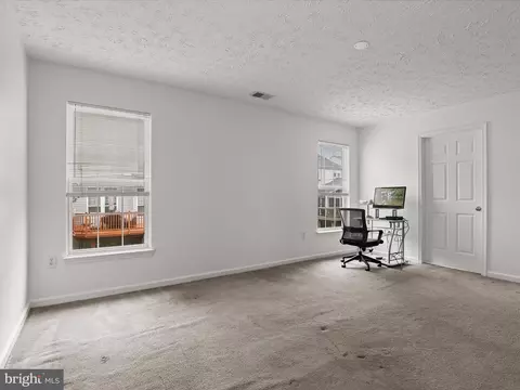 8301 Pigeon Fork Ln, Laurel, MD 20724 photo 17