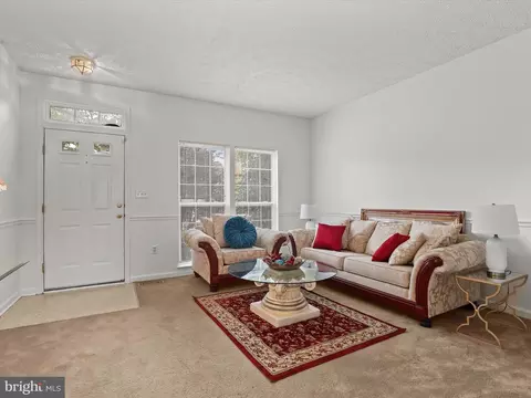 8301 Pigeon Fork Ln, Laurel, MD 20724 photo 7