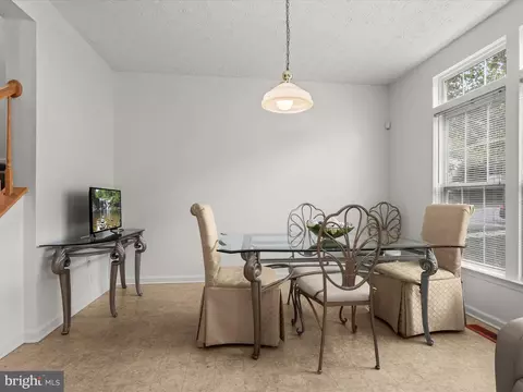 8301 Pigeon Fork Ln, Laurel, MD 20724 photo 14