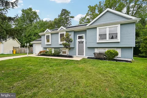 1712 Angel Ct, Severn, MD 21144