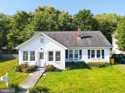611 Clark Ave, Deale, MD 20751 photo 4