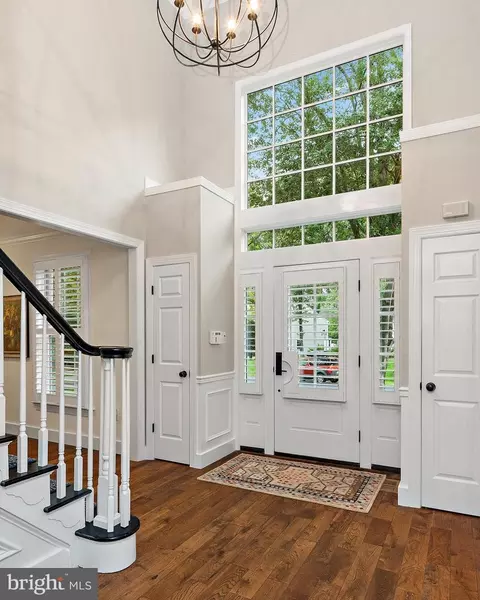 Entry Way - 1205 Thomas Point Ct, Annapolis, MD 21403 photo 1 of 8