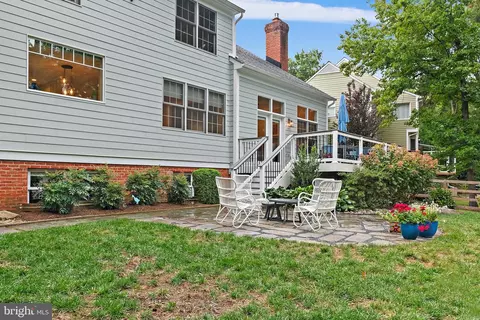 Exterior - 1205 Thomas Point Ct, Annapolis, MD 21403 photo 18 of 21