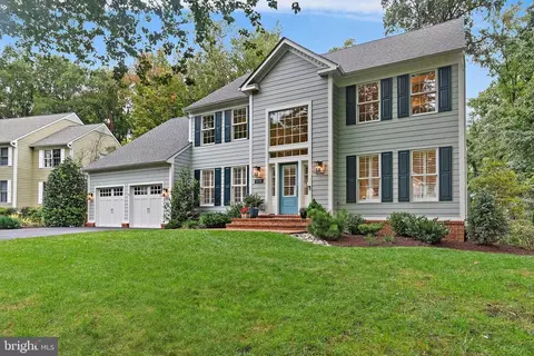 Exterior - 1205 Thomas Point Ct, Annapolis, MD 21403 photo 2 of 21