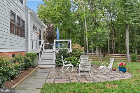 Exterior - 1205 Thomas Point Ct, Annapolis, MD 21403 photo 16 of 21