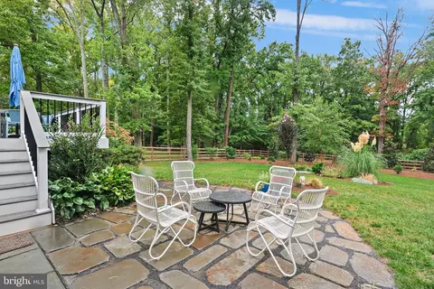 Exterior - 1205 Thomas Point Ct, Annapolis, MD 21403 photo 8 of 21