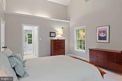 Bedroom - 1205 Thomas Point Ct, Annapolis, MD 21403 photo 4 of 8