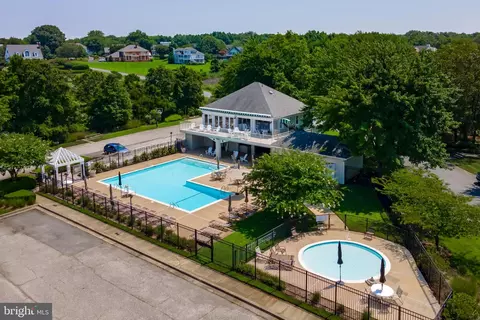 Exterior - 1205 Thomas Point Ct, Annapolis, MD 21403 photo 19 of 21