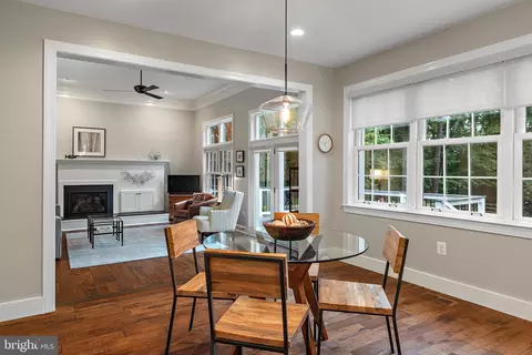 Dining - 1205 Thomas Point Ct, Annapolis, MD 21403 photo 6 of 7