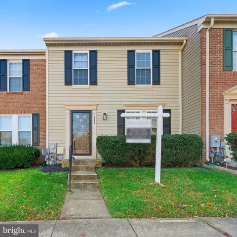 113 Foxchase Dr, Glen Burnie, MD 21061