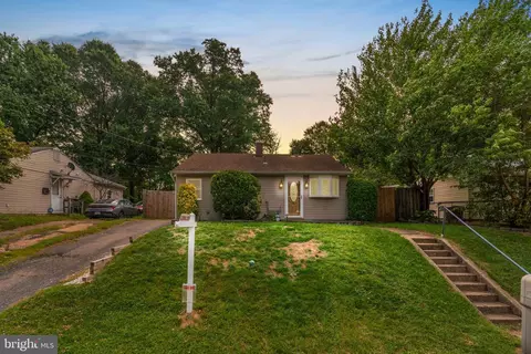 637 New Jersey Ave NE, Glen Burnie, MD 21060