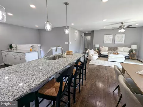 169 Dale Rd, Pasadena, MD 21122 photo 10