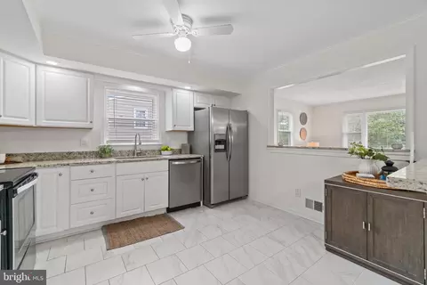 186 Campus Green Dr, Arnold, MD 21012 photo 22