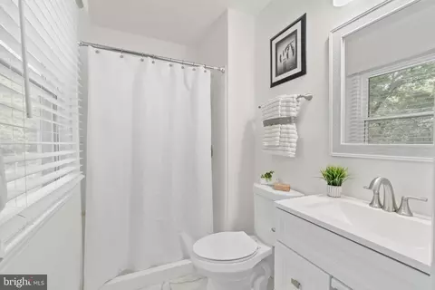 186 Campus Green Dr, Arnold, MD 21012 photo 27