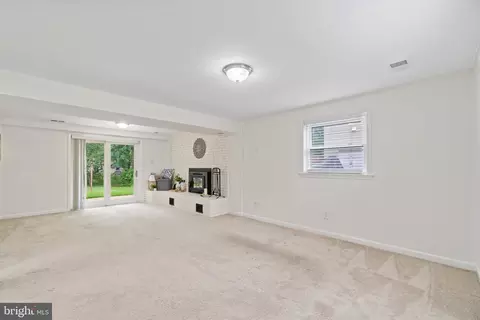 186 Campus Green Dr, Arnold, MD 21012 photo 32