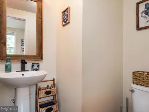 Entry Way - 903 Whitstable Blvd, Arnold, MD 21012 photo 1 of 2