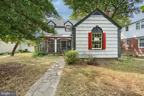 602 S Hammonds Ferry Rd, Linthicum Heights, MD 21090