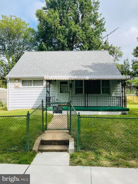 24 N Jerome Pkwy, Glen Burnie, MD 21060