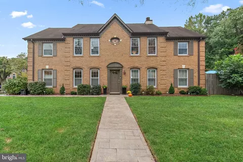1025 Sextant Ct, Annapolis, MD 21401