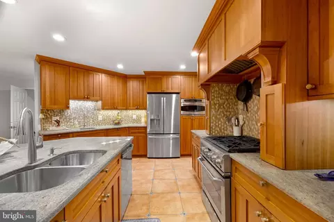 Kitchen - 641 Cove Ter, Arnold, MD 21012 photo 4 of 4