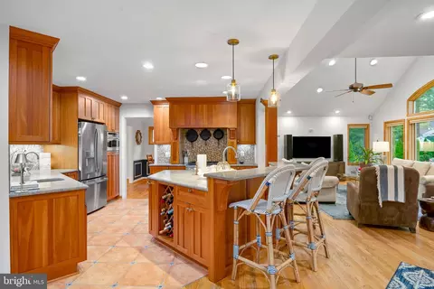 Kitchen - 641 Cove Ter, Arnold, MD 21012 photo 2 of 4