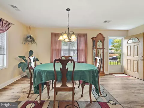 2914 Gladnor Rd, Pasadena, MD 21122 photo 13