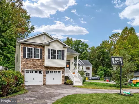 606 Powhatan Bch, Pasadena, MD 21122 photo 2