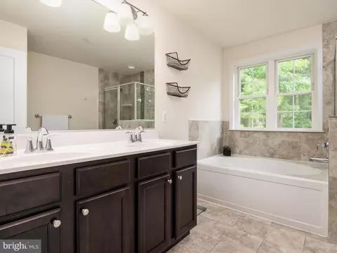 606 Powhatan Bch, Pasadena, MD 21122 photo 18