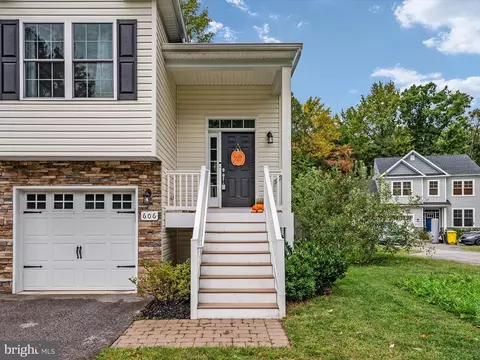 606 Powhatan Bch, Pasadena, MD 21122 photo 4
