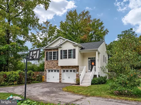 606 Powhatan Bch, Pasadena, MD 21122 photo 3