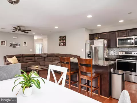 606 Powhatan Bch, Pasadena, MD 21122 photo 14