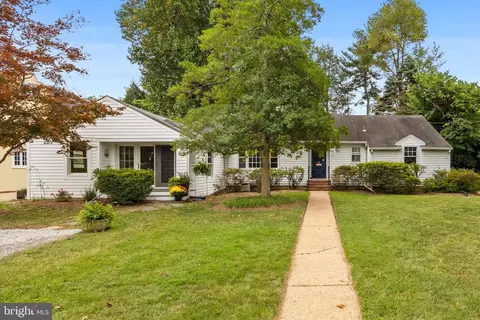 111 Wardour Dr, Annapolis, MD 21401