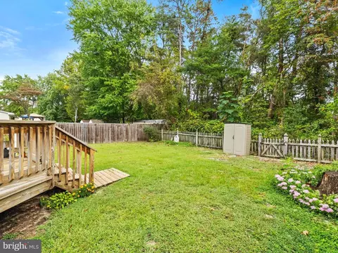 925 12th St, Pasadena, MD 21122 photo 7