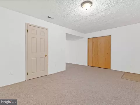 925 12th St, Pasadena, MD 21122 photo 32