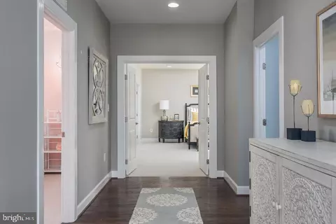 Entry Way - 1521 Twinleaf Ln #ALL AGES, Odenton, MD 21113 photo 8 of 9