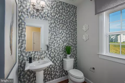 Entry Way - 1521 Twinleaf Ln #ALL AGES, Odenton, MD 21113 photo 6 of 9