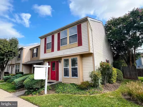 422 Valiant Cir, Glen Burnie, MD 21061