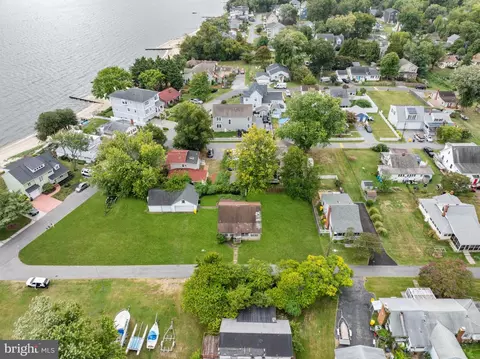 1409 Olive St, Edgewater, MD 21037 photo 10