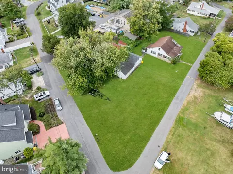 1409 Olive St, Edgewater, MD 21037 photo 8