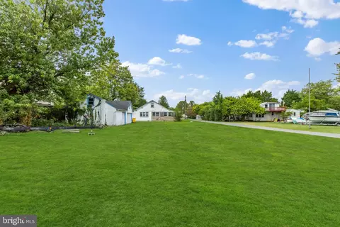 1409 Olive St, Edgewater, MD 21037 photo 3