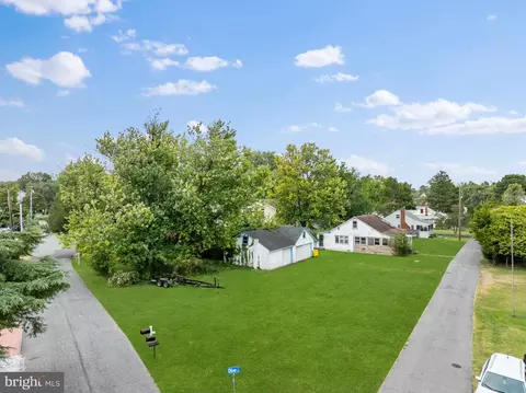 1409 Olive St, Edgewater, MD 21037 photo 2