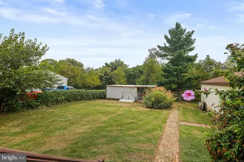 Exterior - 409 Townsend, Brooklyn, MD 21225 photo 6 of 10