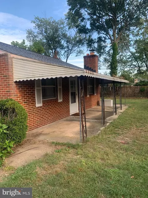 1007 Thomas Rd, Glen Burnie, MD 21060