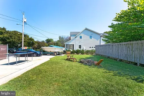 Exterior - 601 First St, Annapolis, MD 21403 photo 9 of 10