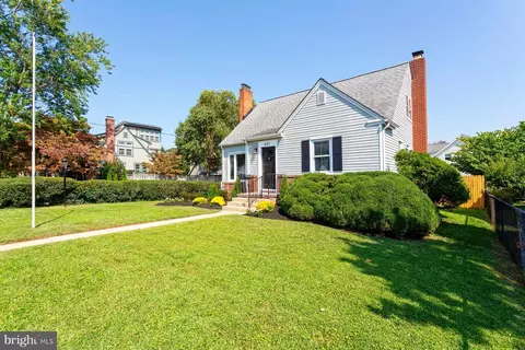 Exterior - 601 First St, Annapolis, MD 21403 photo 4 of 10