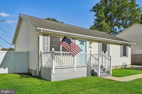 1603 Fairhill Dr, Edgewater, MD 21037