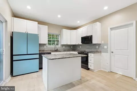 907 Boundary Ave, Pasadena, MD 21122 photo 13